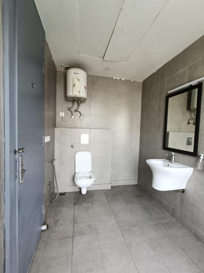 Fabhotel Sky Land Delhi  Eksteriør billede