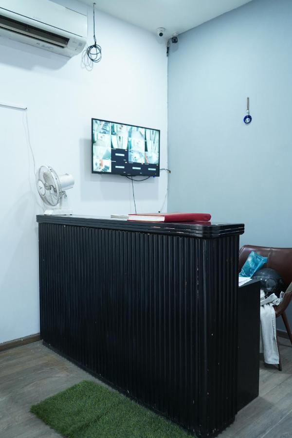 Fabhotel Sky Land Delhi  Eksteriør billede
