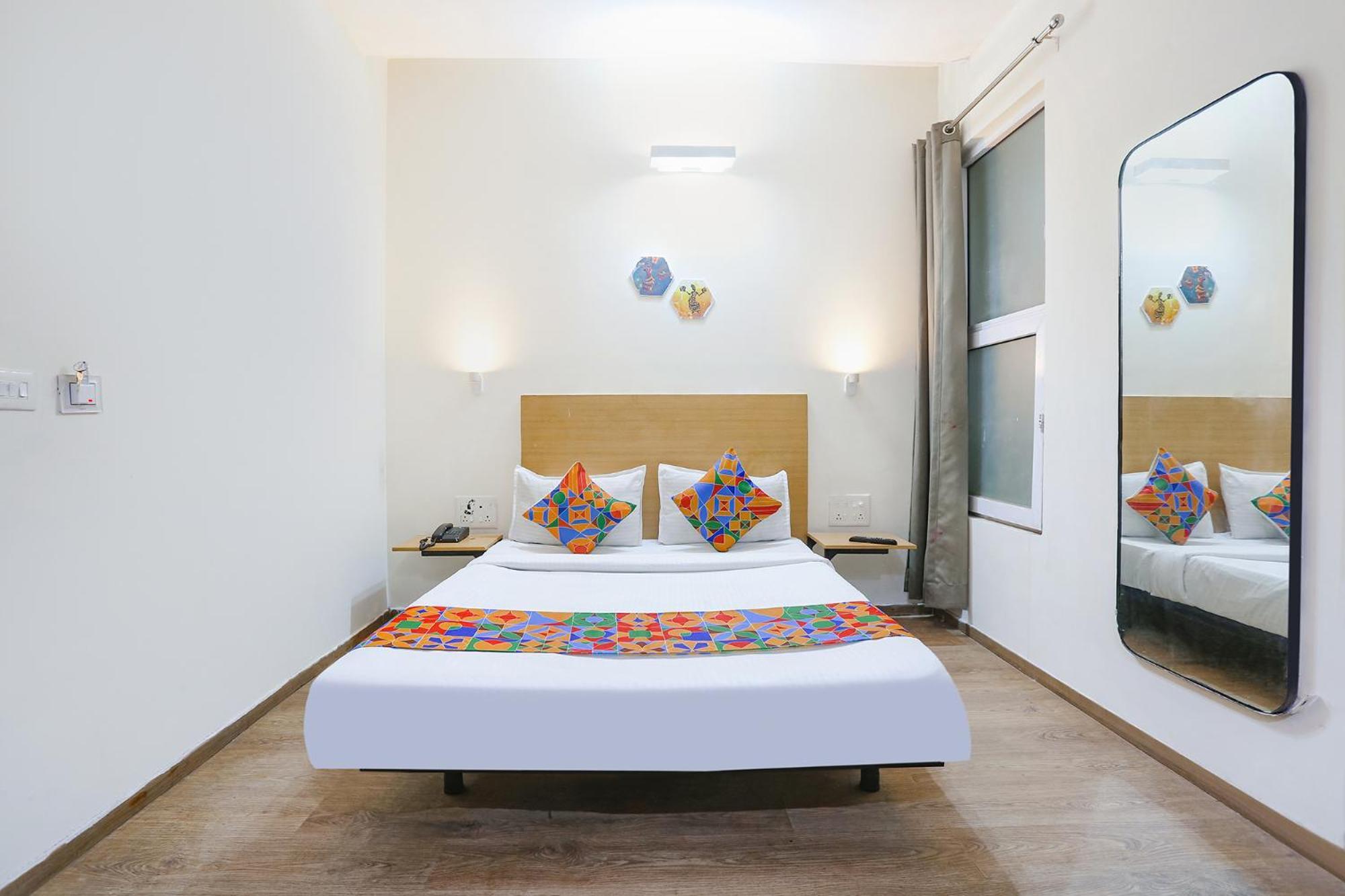 Fabhotel Sky Land Delhi  Eksteriør billede