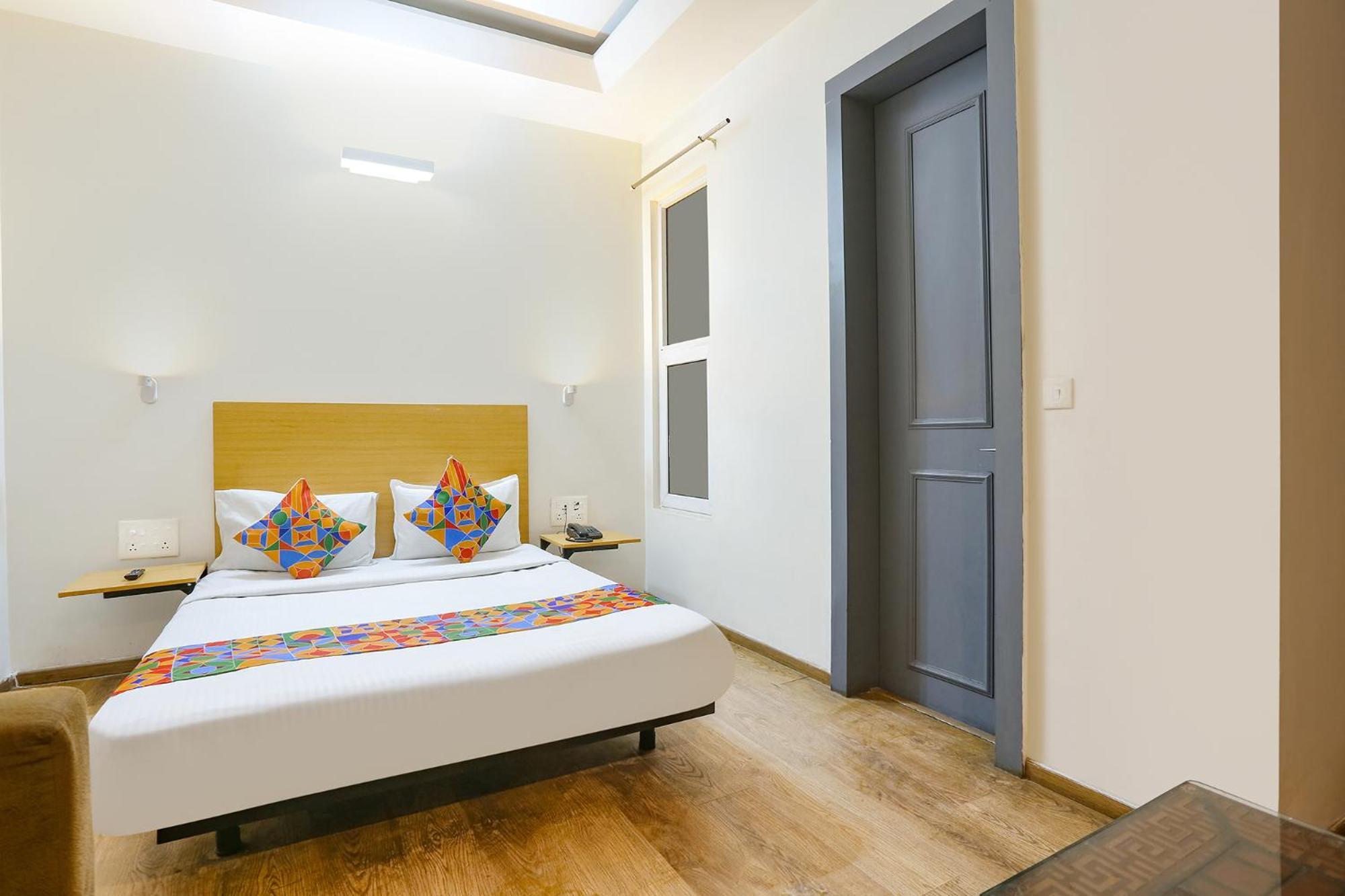 Fabhotel Sky Land Delhi  Eksteriør billede