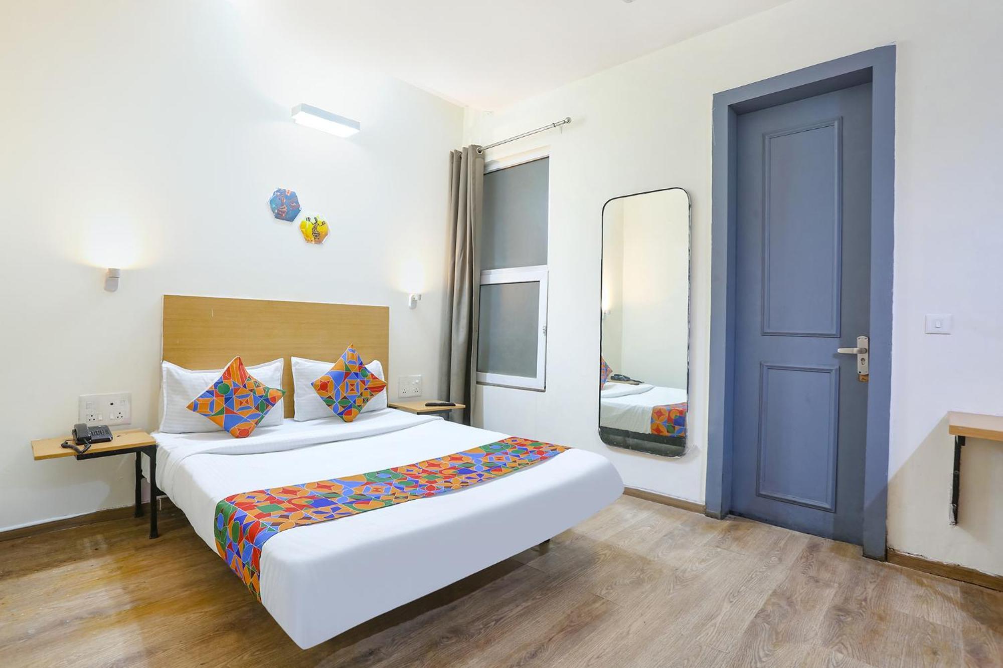 Fabhotel Sky Land Delhi  Eksteriør billede